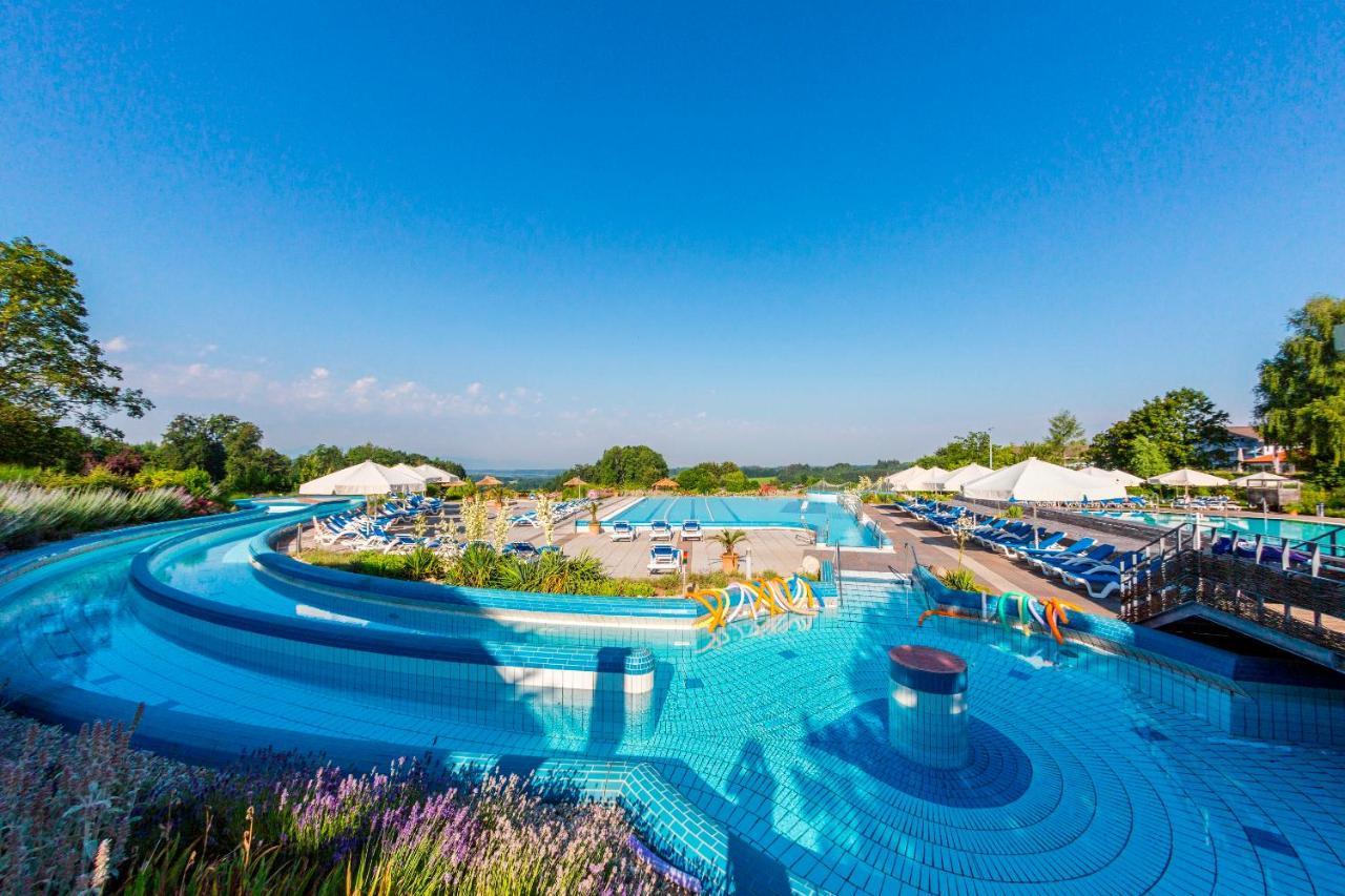 Stroebinger Hof - Therme Wellness Resort Bad Endorf Ngoại thất bức ảnh