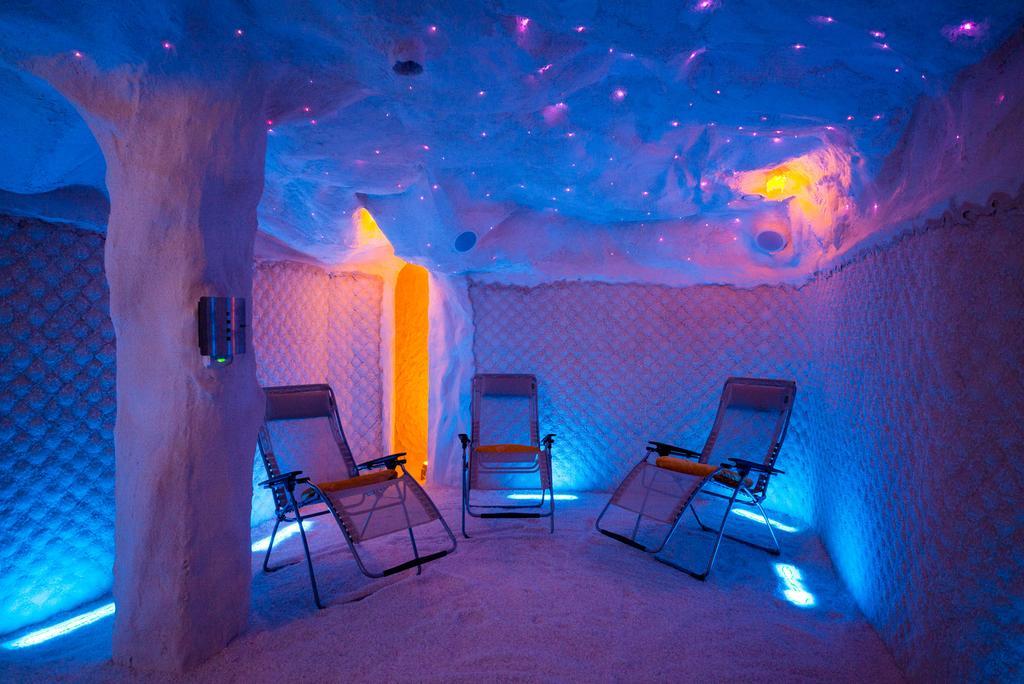 Stroebinger Hof - Therme Wellness Resort Bad Endorf Ngoại thất bức ảnh