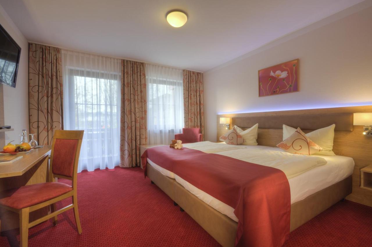 Stroebinger Hof - Therme Wellness Resort Bad Endorf Ngoại thất bức ảnh